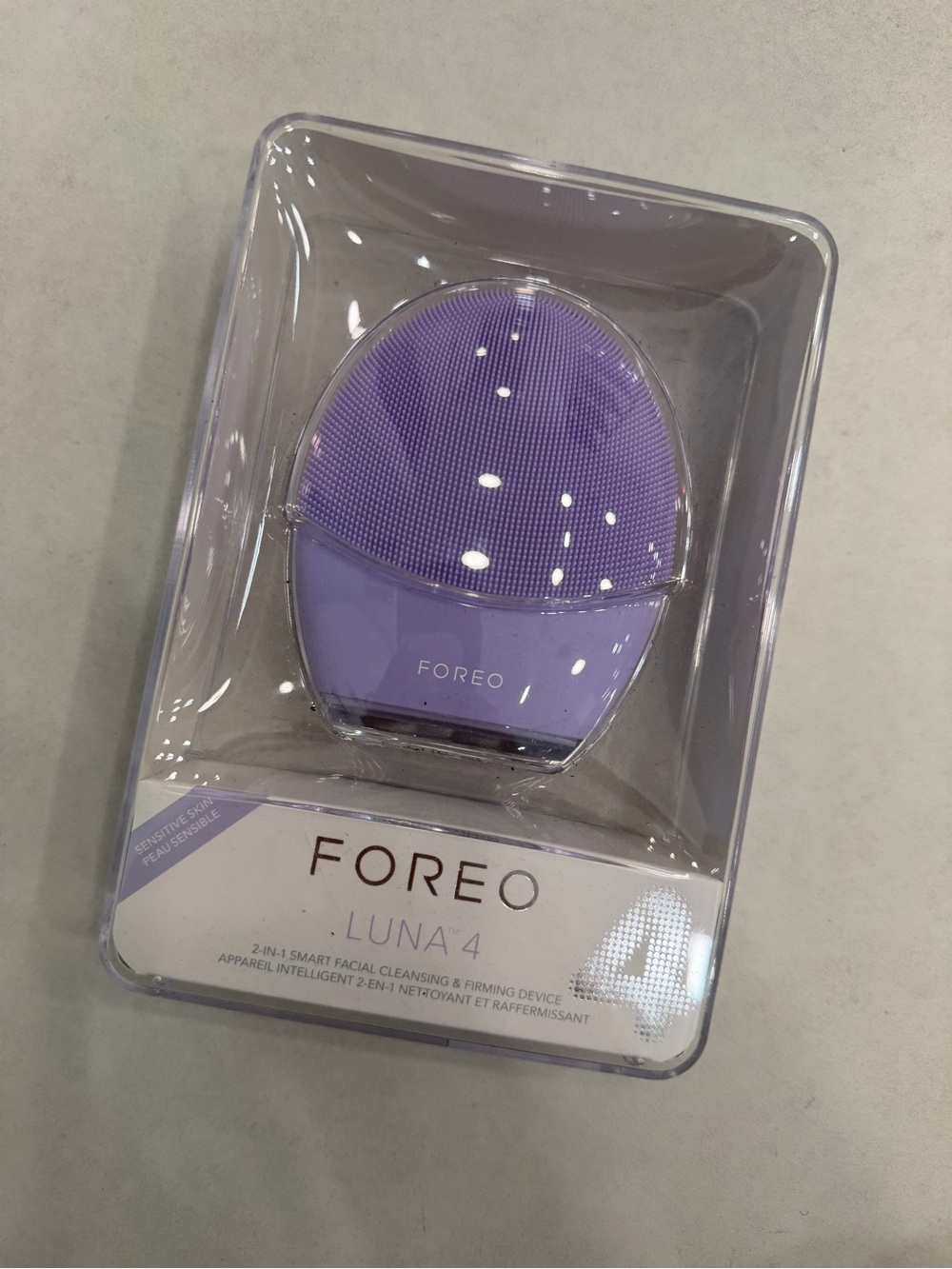 FOREO LUNA 4 Facial Cleansing Device - Lavender